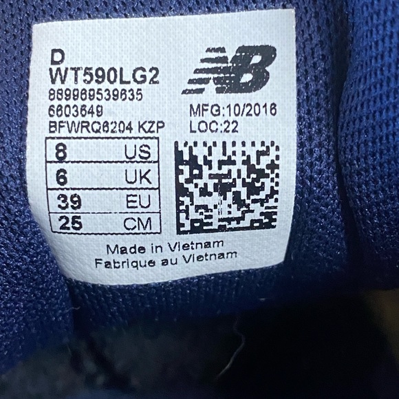 New Balance 590 All Terrain Sneakers - Picture 8 of 9